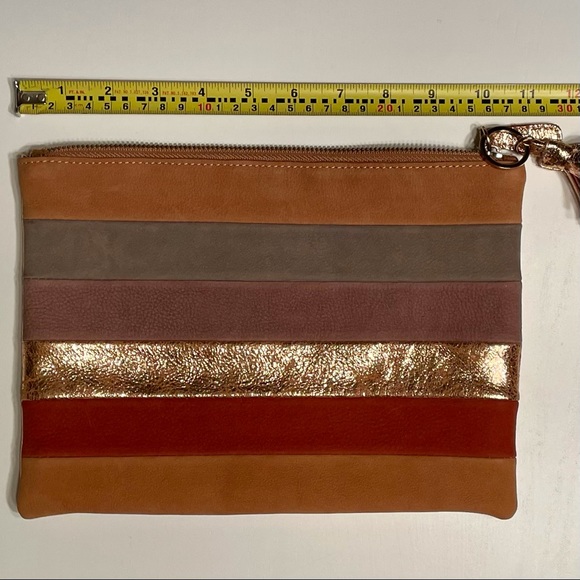 ANTHROPOLOGIE METALLIC POUCH - Picture 5 of 7